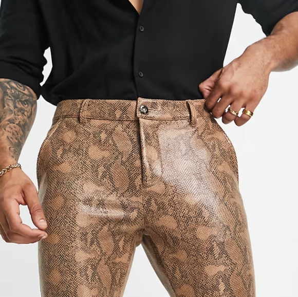**NWT**.  ASOS DESIGN SKINNY PANTS IN FAUX LEATHER/ SNAKESKIN PRINT MENS 31 - Picture 3 of 4